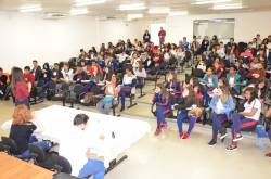 Estudantes participam da pré conferência dos Direitos da Criança e do Adolescente