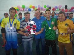 Assaí é campeã em dois campeonatos de futsal