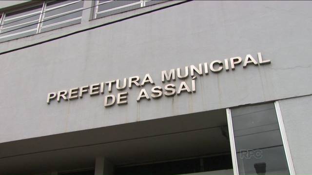 =Prefeitura irá exonerar servidores aposentados