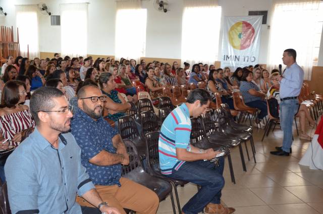 =Professores participam de capacitação profissional