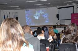 Estudantes e comunidade participam do Cine Movel