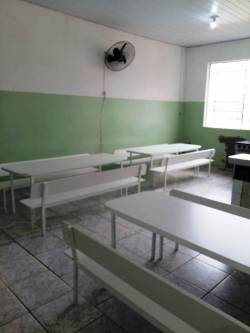 Educação entrega equipamentos nas escolas municipais