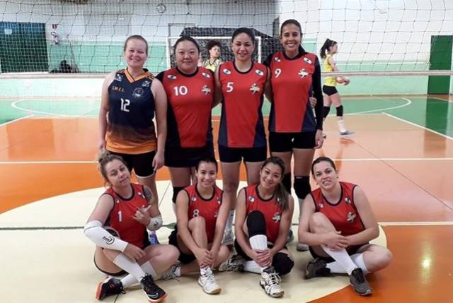 =VÔLEI FEMININO DE ASSAI GARANTE VAGA PARA A FINAL DOS JOGOS ABERTOS DO PARANÁ.