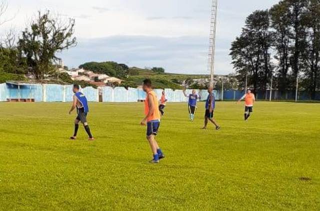 =TREINO DOS VETERANOS E CINQUENTINHAS ESTÃO DE VOLTA