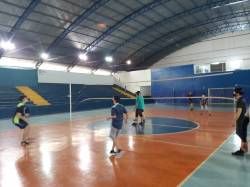 Início dos treinos de voleibol masculino