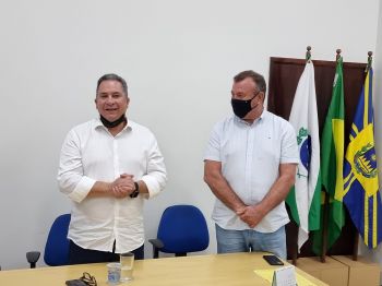 DEPUTADO GILSON  DE SOUZA VISITA ASSAÍ.