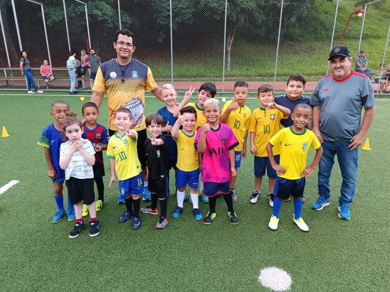 =ESCOLINHA ESPORTIVA NA ARENA MEU CAMPINHO.