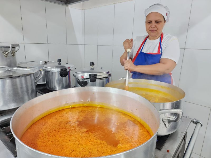 Alimentos frescos e de qualidade na alimentação escolar de Assaí!