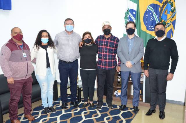 ALTERAÇÕES NA CONCESSÃO DE AUXÍLIO-ALIMENTAÇÃO FAVORECEM FUNCIONÁRIOS DIAGNOSTICADOS COM A COVID-19
