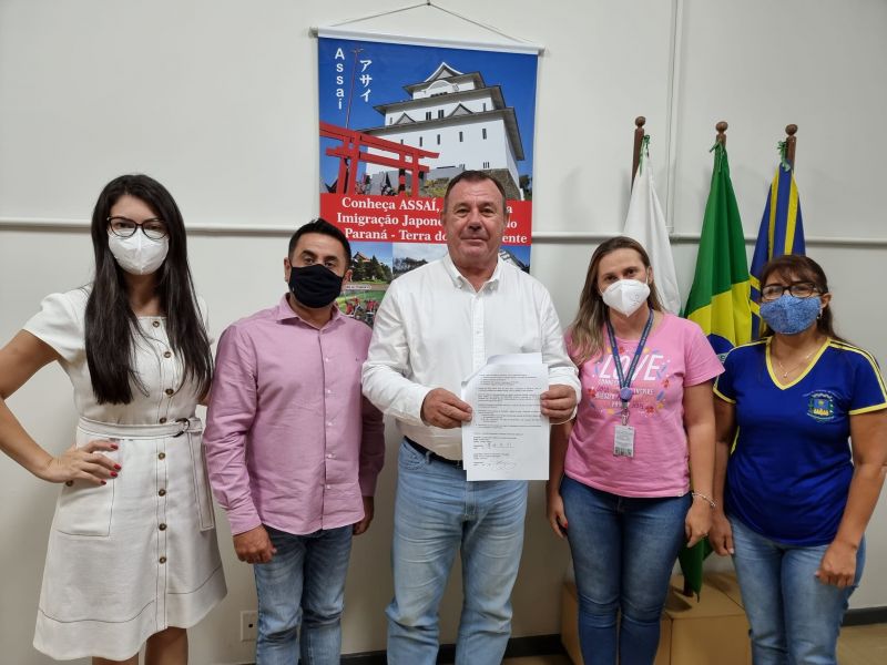 ASSAÍ RECEBE DOAÇÃO DO CONSULADO JAPONÊS