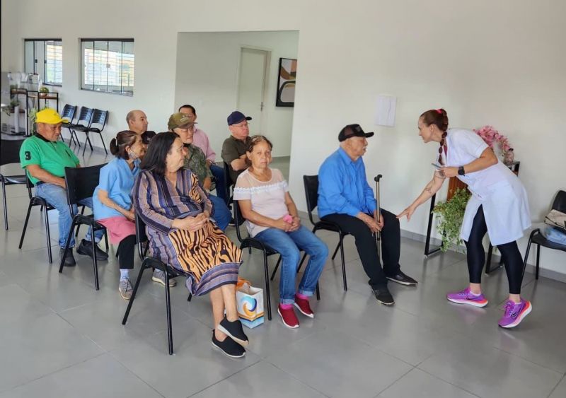 CENTRO DE CONVIVÊNCIA DO IDOSO DE ASSAÍ CELEBRA 30 DIAS DE MUITAS ATIVIDADES!