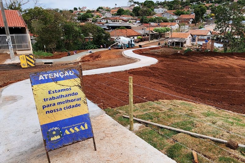 CONSTRUÇÃO DAS CALÇADAS NO PROLONGAMENTO DA RUA BRASIL.