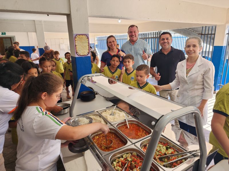 IMPLANTAÇÃO DE SELF SERVICE NA ESCOLA MARIA MITIKO TSUBOI