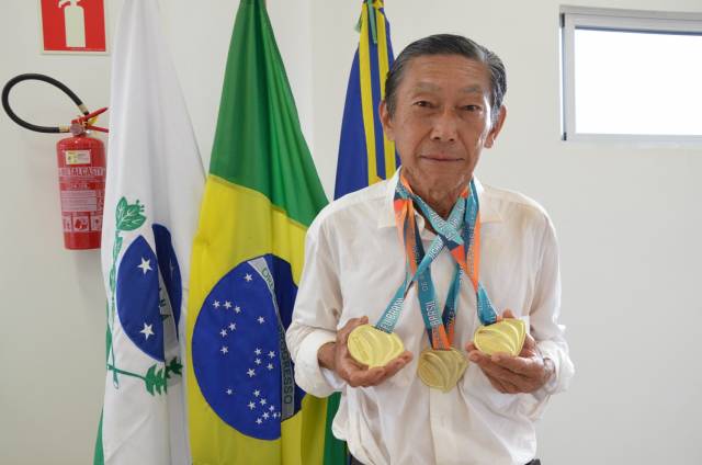 MARIO HIRAKURI CONQUISTA 6 MEDALHAS NO 15º TROFÉUS BRASIL DE ATLETISMO MÁSTER.