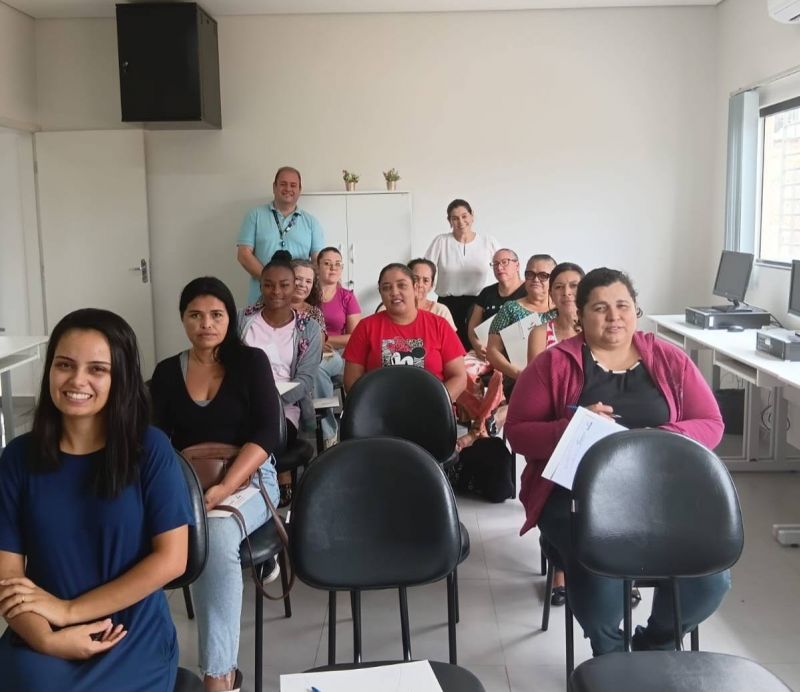 MULHERES ASSAIENSES INICIAM CURSO DE CULINÁRIA E GANHAM NOVA OPORTUNIDADE DE GERAÇÃO DE RENDA