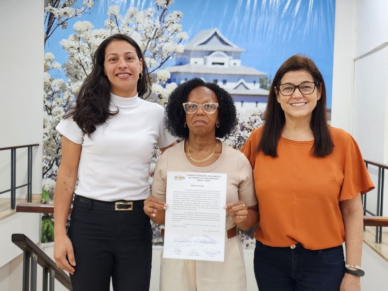 NOVA CONSELHEIRA TUTELAR TOMA POSSE EM ASSAÍ