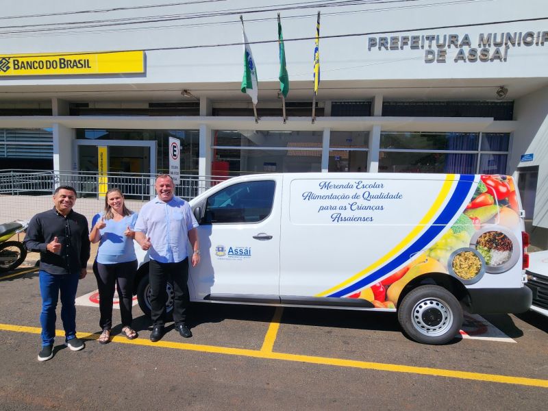 NOVO VEÍCULO PARA O TRANSPORTE DA ALIMENTAÇÃO ESCOLAR DE ASSAI