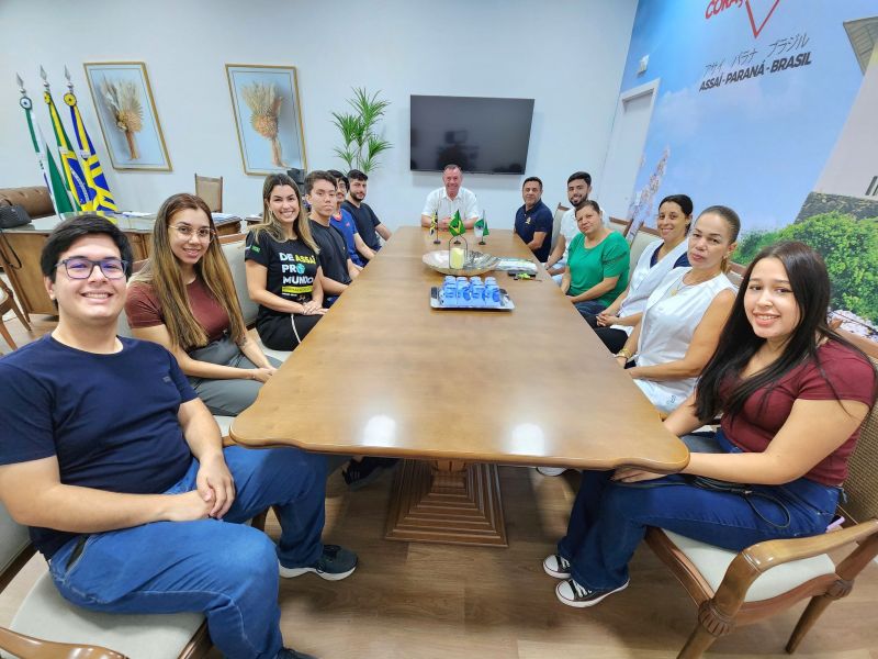 OPORTUNIDADE PARA JOVENS TALENTOS: PREFEITURA DE ASSAÍ CONTRATA OITO ESTAGIÁRIOS