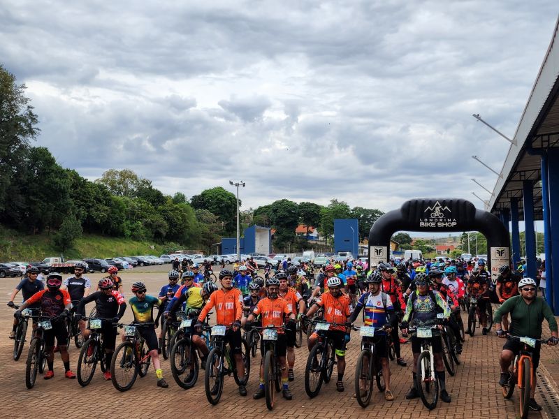 PEDAL ROTA DO NASCENTE MOVIMENTA ASSAÍ COM ESPORTE E SOLIDARIEDADE.