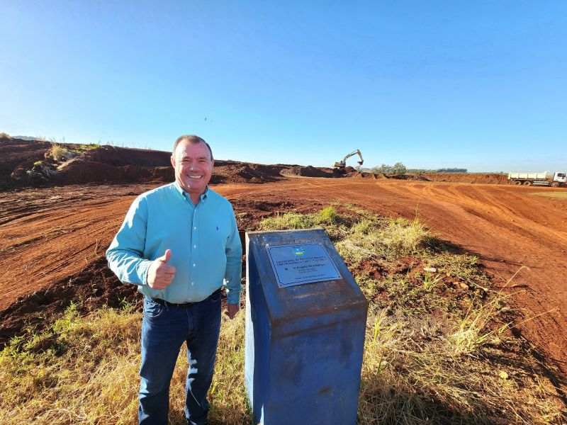 PREFEITO TUTI ANUNCIA A CONSTRUÇÃO DE UMA NOVA SUPER CRECHE PARA ASSAÍ
