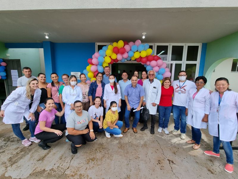 PREFEITO TUTI BOMTEMPO ACOMPANHA AÇÕES DO SAÚDE NO BAIRRO NA VILA ESPERANÇA.