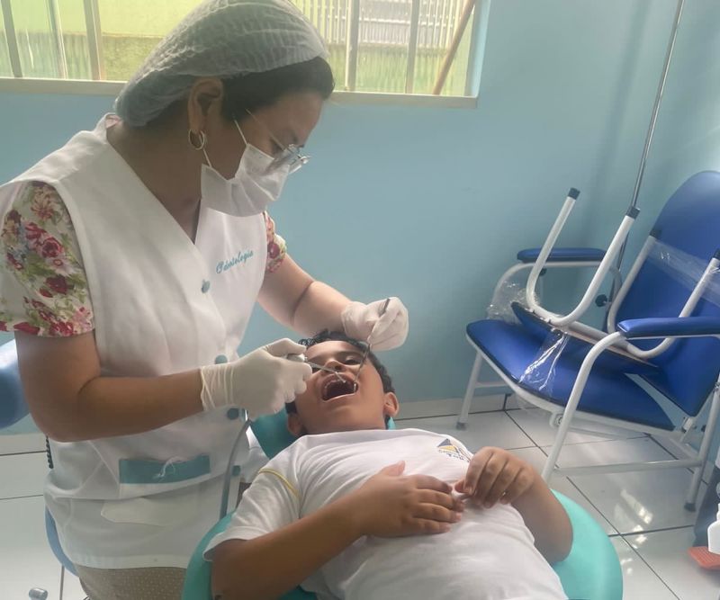 PREFEITO TUTI DISPONIBILIZA ATENDIMENTO ODONTOLÓGICO NO DISTRO DO PAU D’ALHO DO SUL