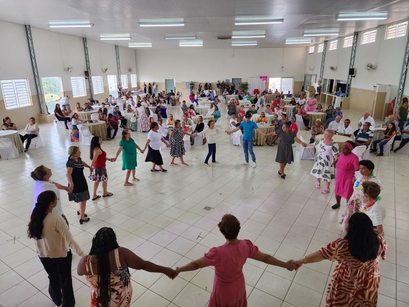 PREFEITO TUTI PARTICIPA DO ENCERRAMENTO DAS ATIVIDADES DO VIVA VIDA.