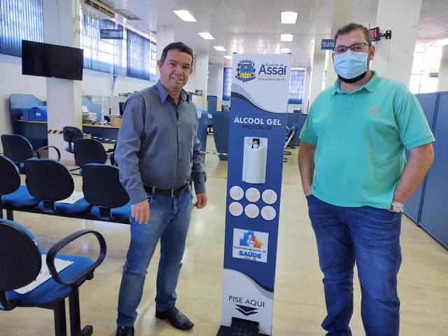 PREFEITURA ADQUIRI TOTENS DE ÁLCOOL EM GEL PARA OS ESTABELECIMENTOS DE SAÚDE
