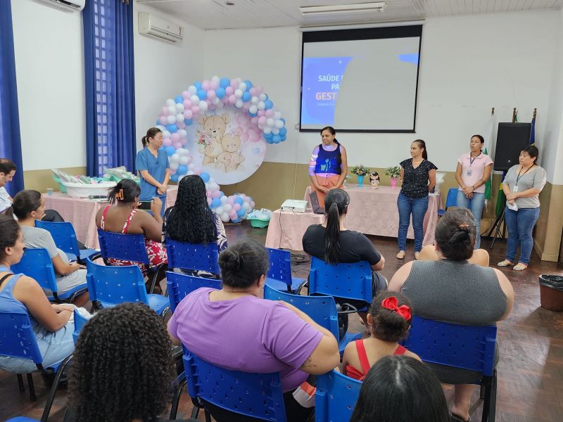 PREFEITURA DISTRIBUI KITS MATERNIDADE PARA GESTANTES