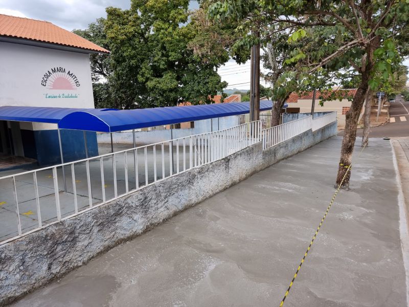 RECONSTRUÇÃO  DA CALÇADA DA ESCOLA MARIA MITIKO TSUBOI
