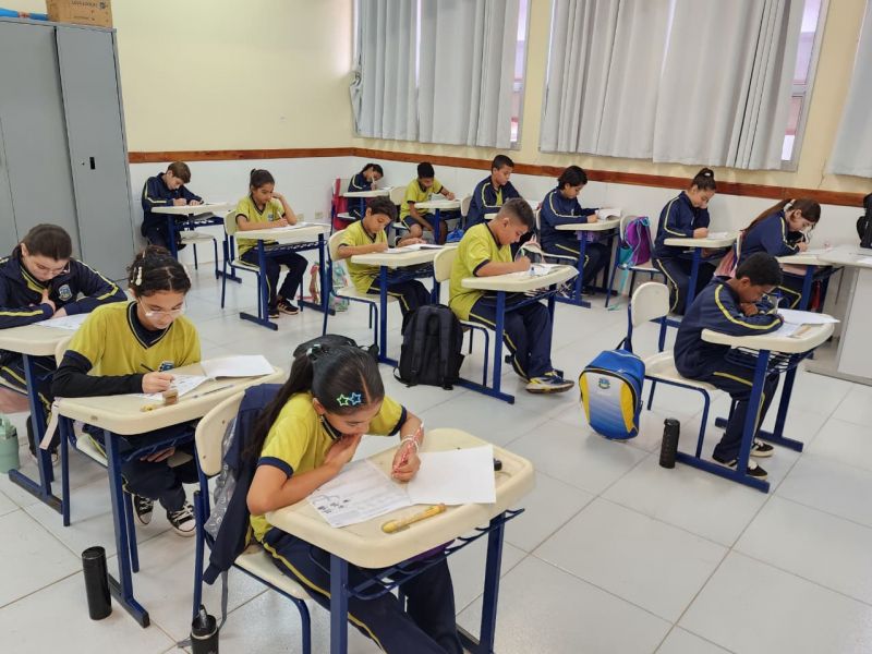 REDE MUNICIPAL DE EDUCAÇÃO REALIZA A APLICAÇÃO DA OLIMPÍADA BRASILEIRA DE MATEMÁTICA.