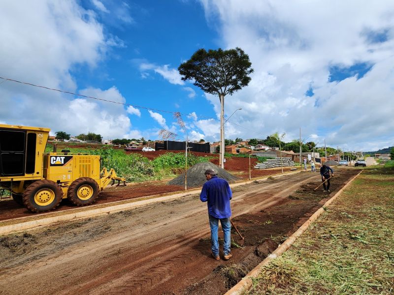 SECRETARIA DE OBRAS INICIA PREPARAÇÃO PARA RETOMADA DA PAVIMENTAÇÃO NA AVENIDA TSURUO TANNO